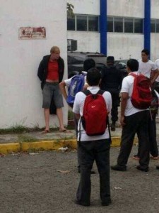 1452545_647210915318100_523787628_n