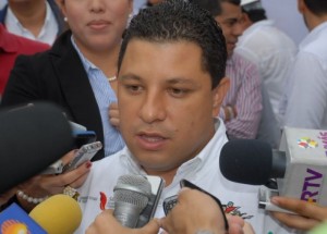 20120511-184420_raul_zarrabal_ferat_principal