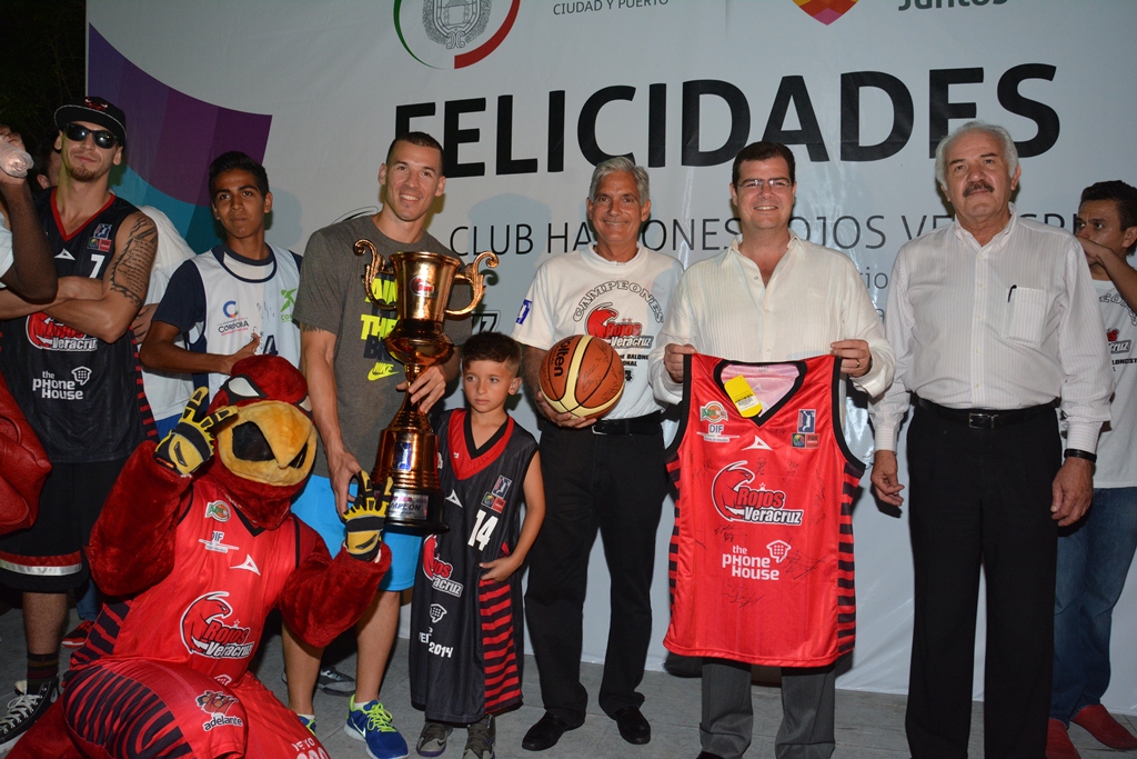 11Abr14 Halcones  (5)