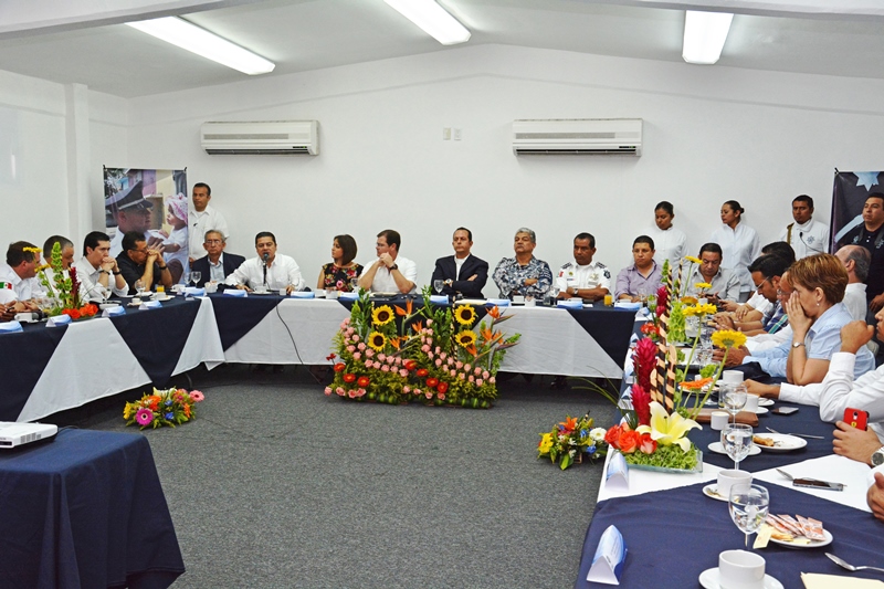 12 Abr14 Desayuno SSP A (3)