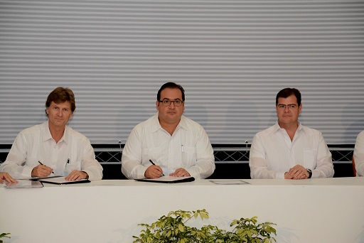 08Jul14 Firma Convenio G4