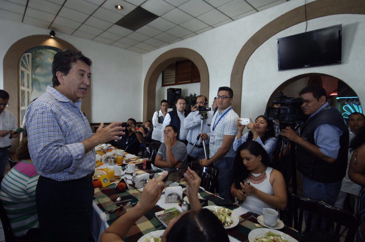 F1 Héctor Yunes Landa