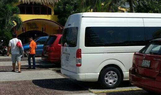 15058631_10208085459399895_1801004460_n-copia