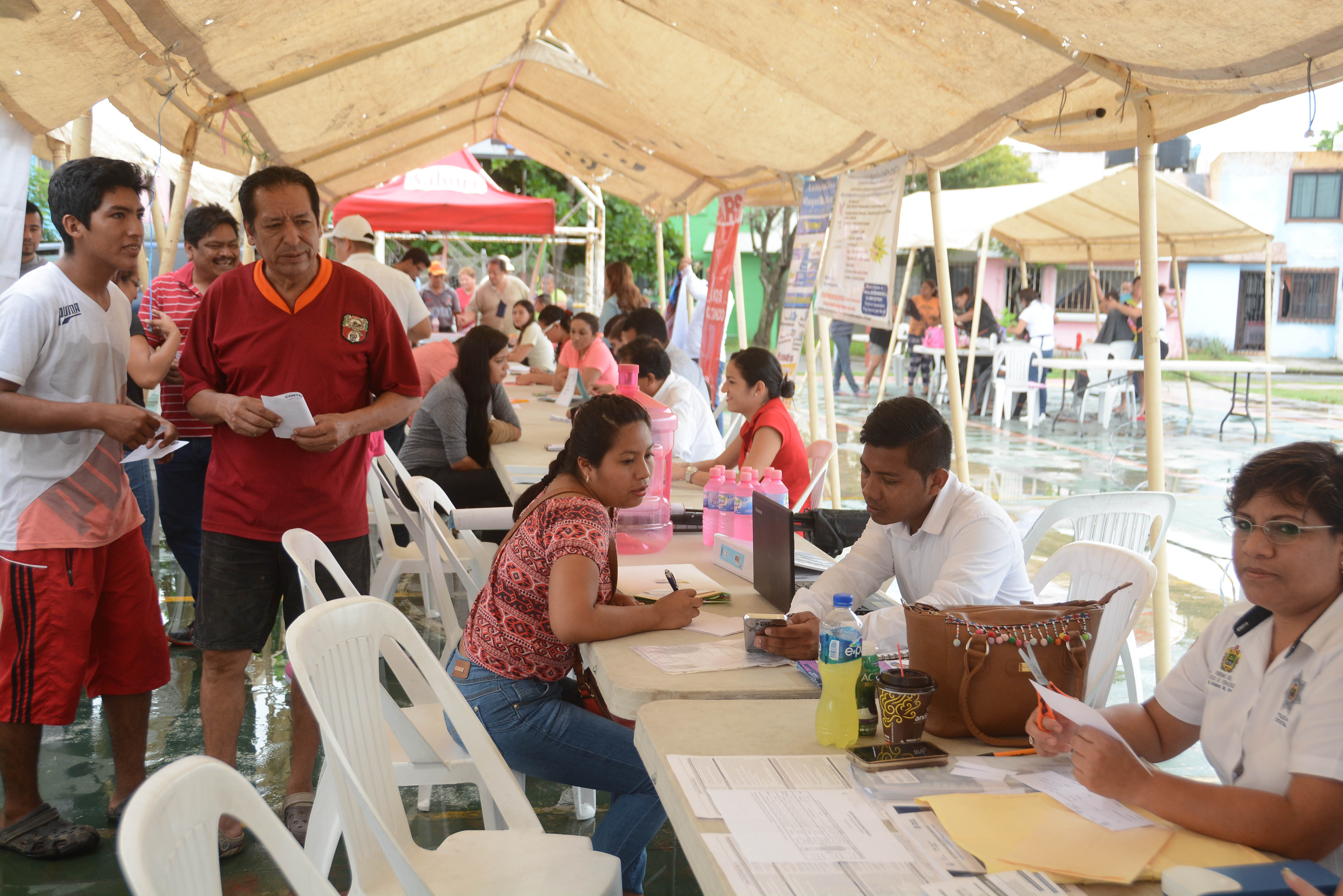17AGO17 JORNADA DE EMPLEO COL VERGEL-TH (5)