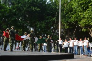 31Jul17 Izado Bandera Glo Herrera (50)