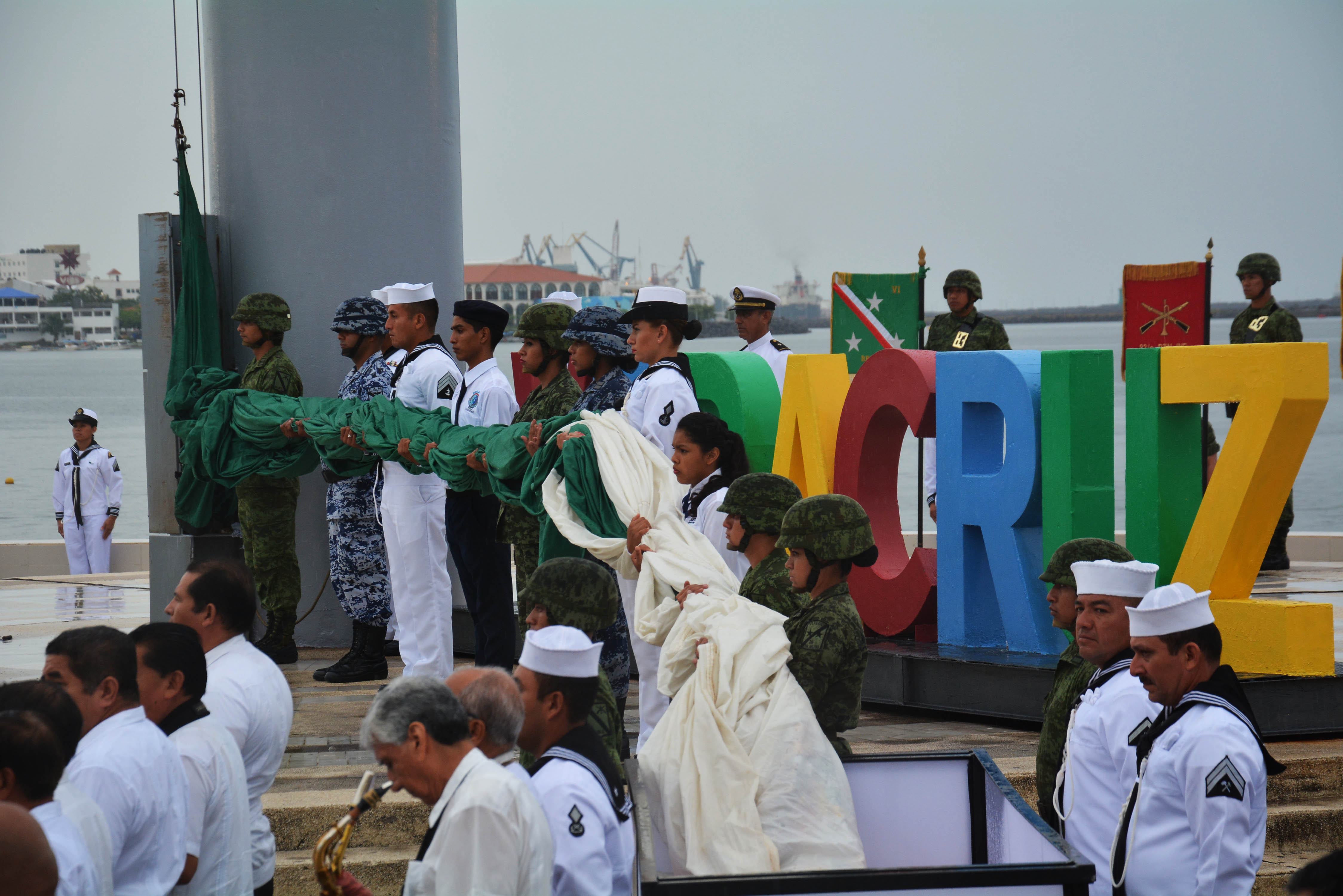 01SEP17 IZADO MES PATRIO V (2)