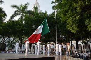 25sep17 IZADO DE BANDERA-TH (4)