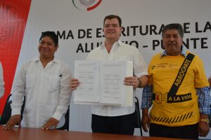 29SEP17 FIRMA DE ESCRITURAS COL ALUMINIO-TH (10)