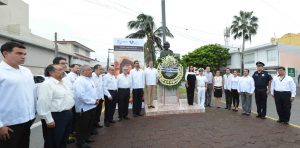 12OCT17 OFRENDA C COLON GLO HERRERA 2