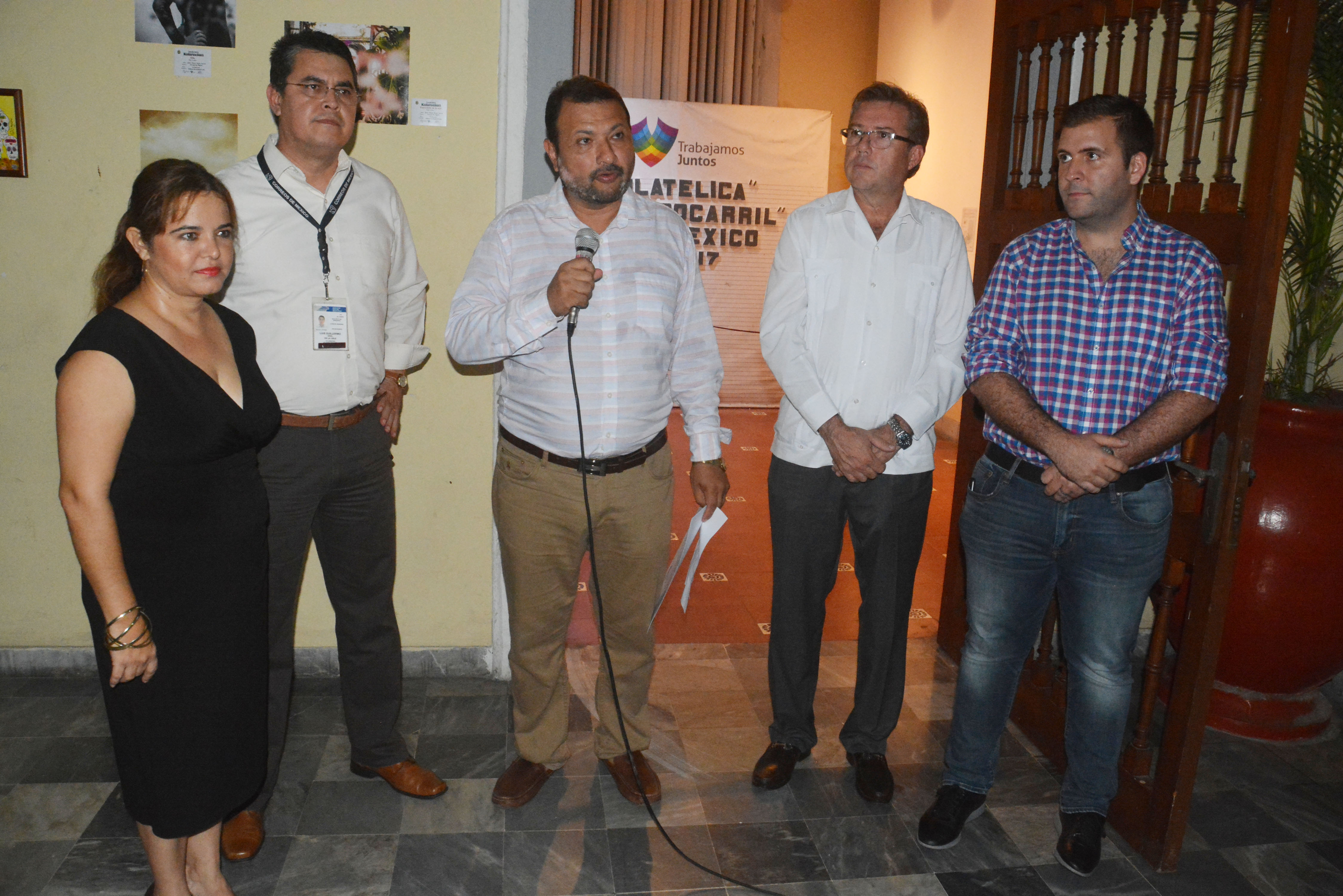 08NOV17 EXPO CORREOS (1)