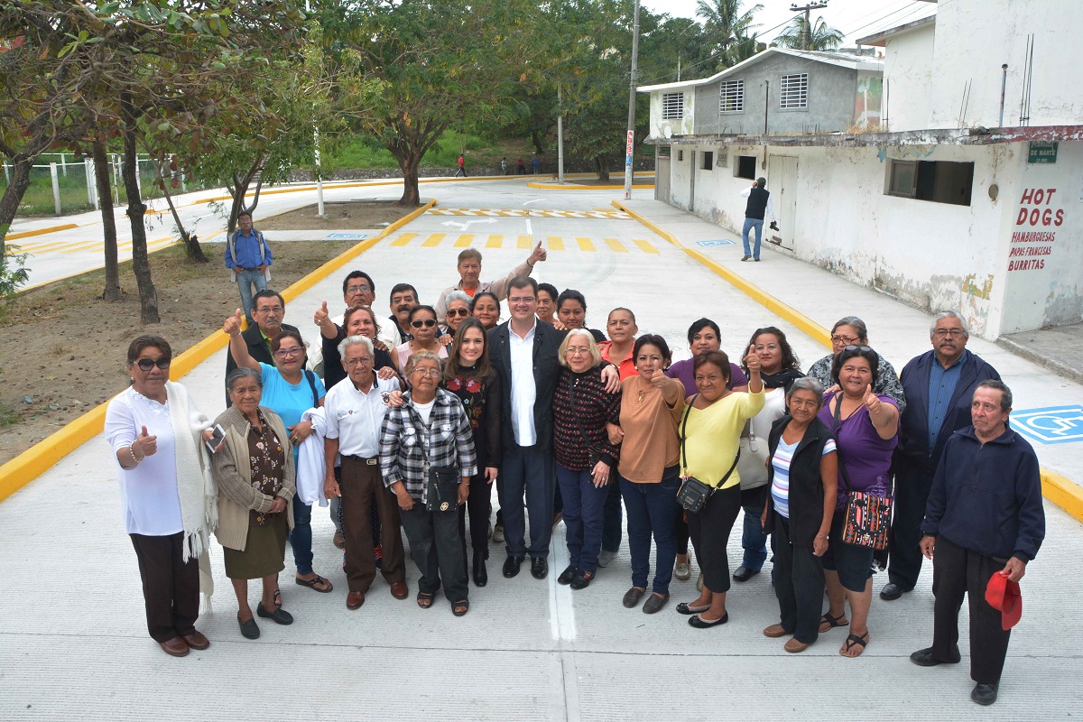 12Dic17 Pavimentacion Inf Buena Vista Glo Herrera (441)