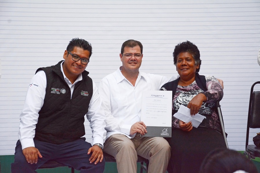 15DIC17 ENTREGA DE ESCRITURAS-TH (9)