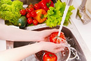 Fruit-and-Veggie-Cleaning-Tips