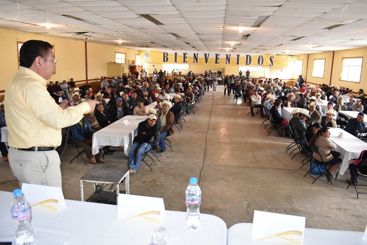 Jesús Guzmán impulsará la instalación de empresas en el distrito II (2)