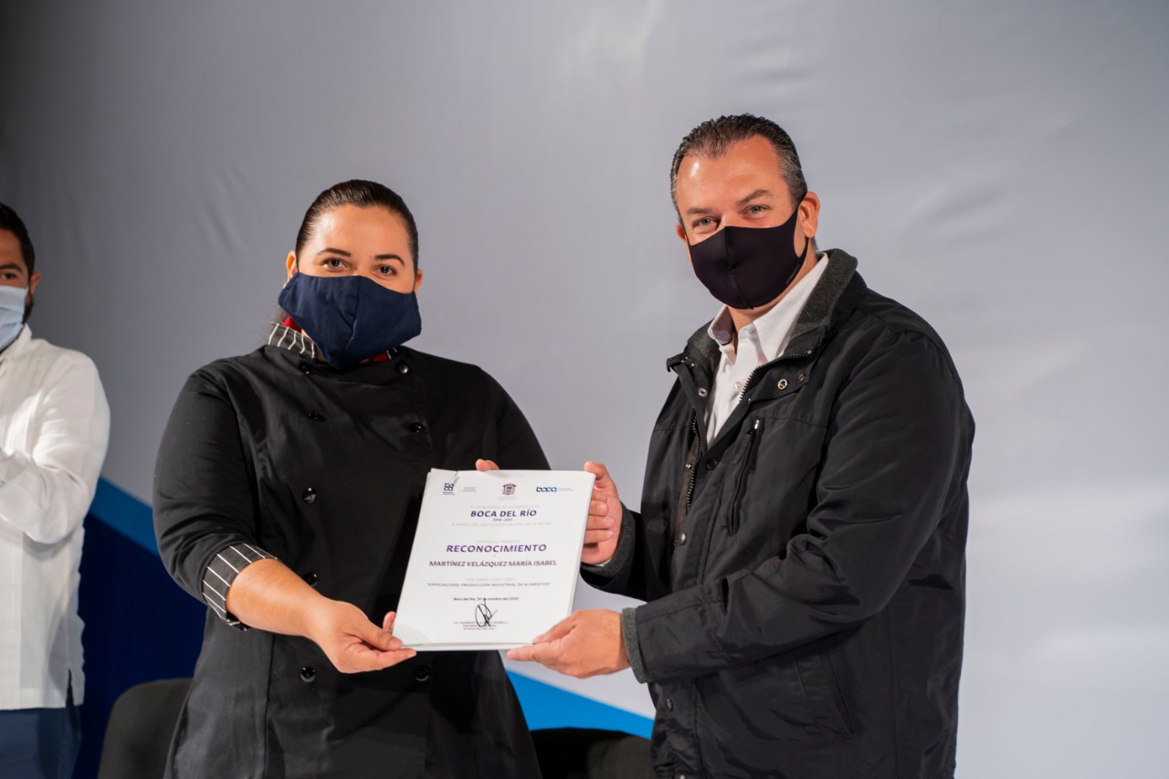 Graduación IMMUJER 01