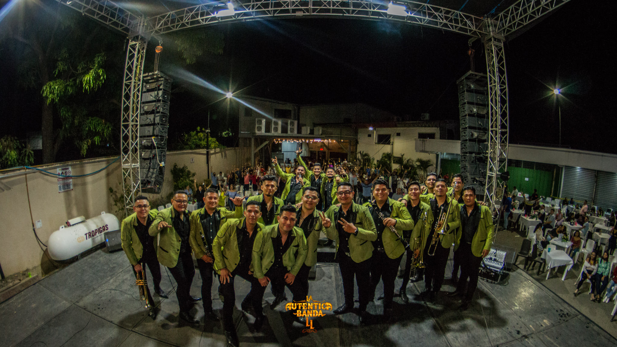LA AUTÉNTICA BANDA LL