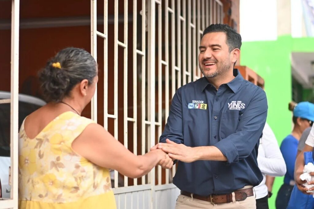 429913335_897278272406981_8099192425671139777_n