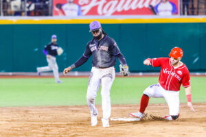 CONNOR PANAS ROBO S3_J2_CASA_QUE_VER_20_ABR_24_ONGAME-5993